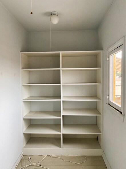 More Photos Of 7912-7918 Melrose Ave, Los Angeles Storefront Retail Office For Lease