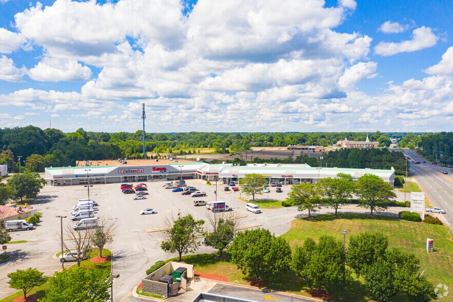 More Photos Of 3800-3824 Mechanicsville Pike, Richmond Unknown For Lease