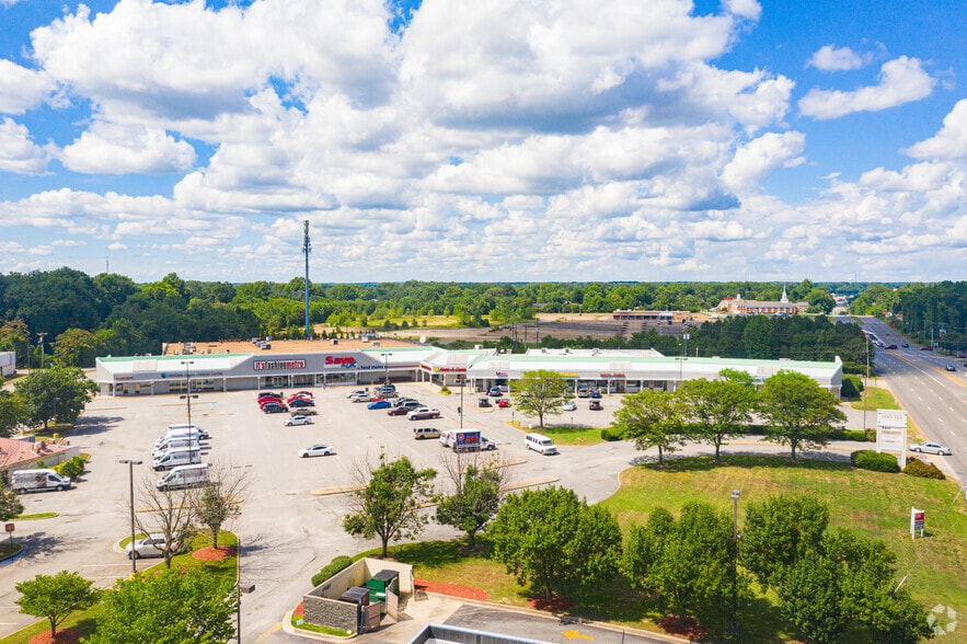 More Photos Of 3800-3824 Mechanicsville Pike, Richmond Unknown For Lease