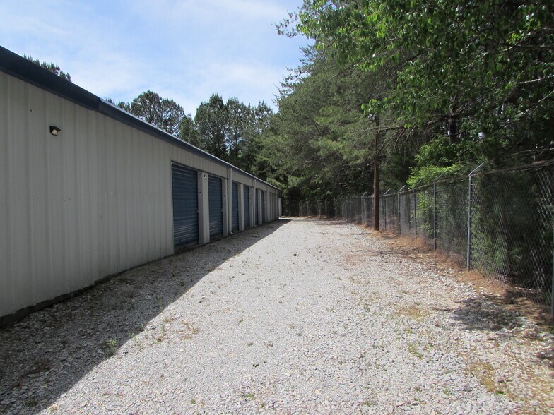 More Photos Of 3151 Franklin Pky, Franklin Specialty For Sale