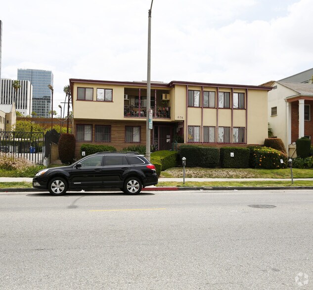 More Photos Of 674 S Catalina St, Los Angeles Apartments For Sale