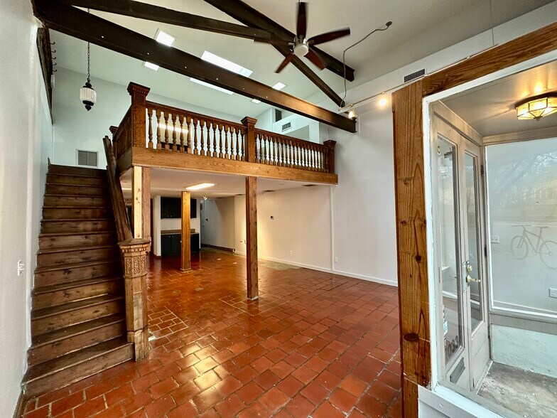 More Photos Of 1033 Monroe Dr, Atlanta Storefront Retail Office For Sale