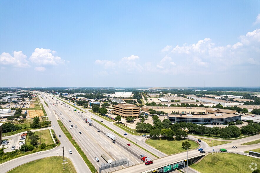 More Photos Of 1760 S Stemmons Fwy, Lewisville Office For Lease