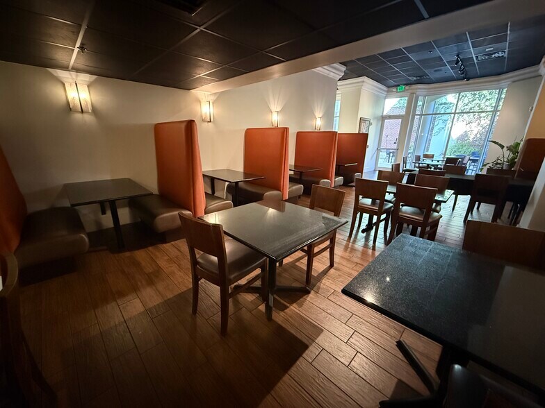 More Photos Of 128 S Beach St, Daytona Beach Apartments For Sale