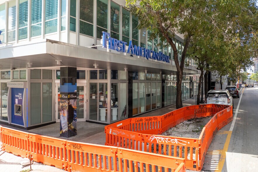 More Photos Of 14 NE 1st Ave, Miami Office For Sale