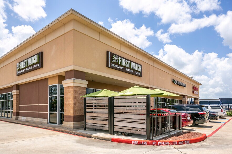 More Photos Of I 45, League City Unknown For Lease