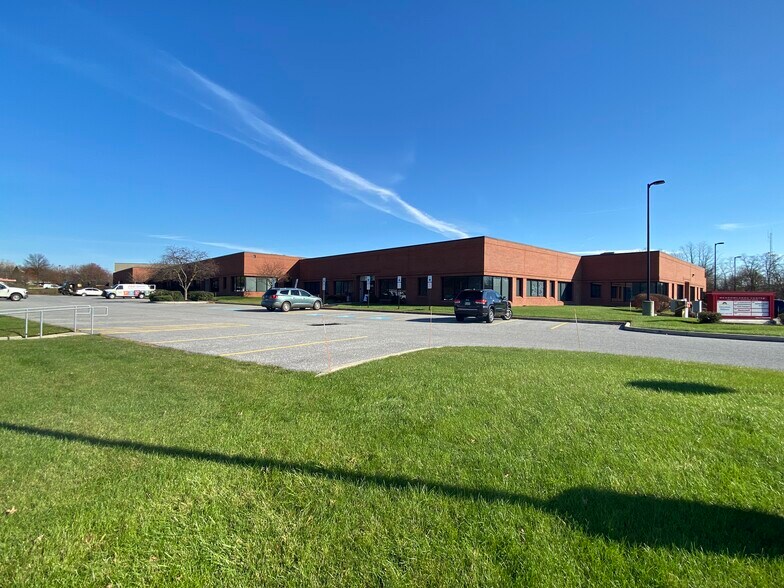 More Photos Of 3542-3578 Concord Rd, York Medical For Lease