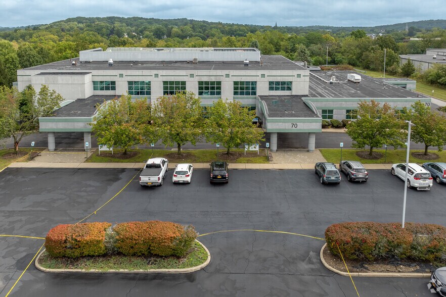 More Photos Of 70 Hatfield Ln, Goshen Medical For Lease