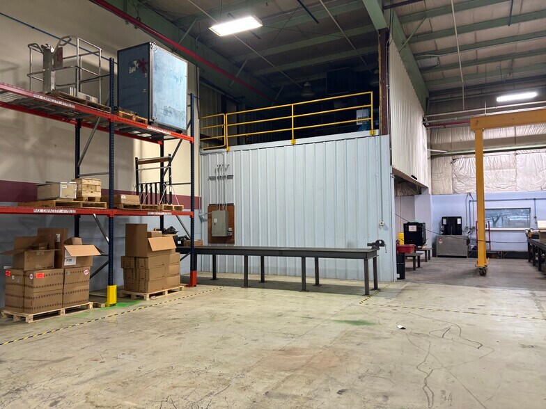 More Photos Of 251 Mason Rd, Howell Manufacturing For Sale