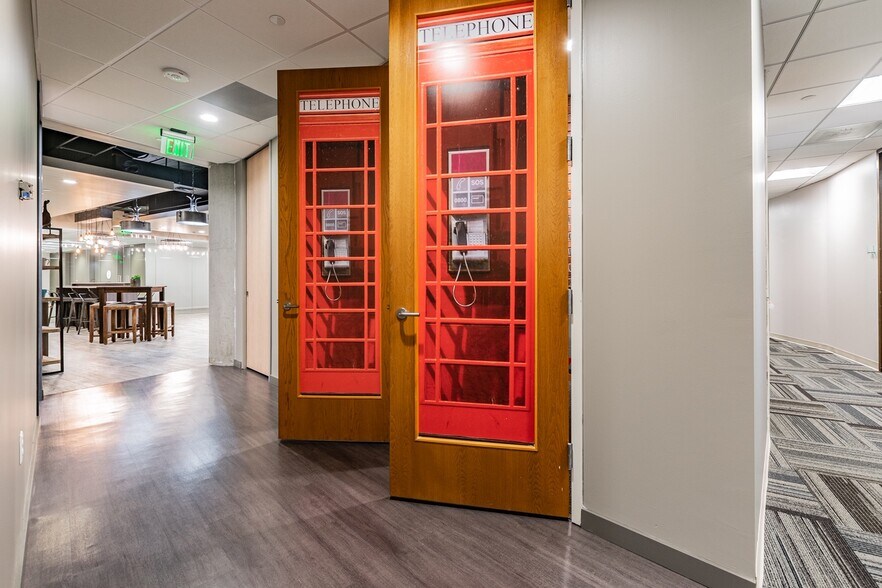 More Photos Of 400 N Ashley Dr, Tampa Coworking Space