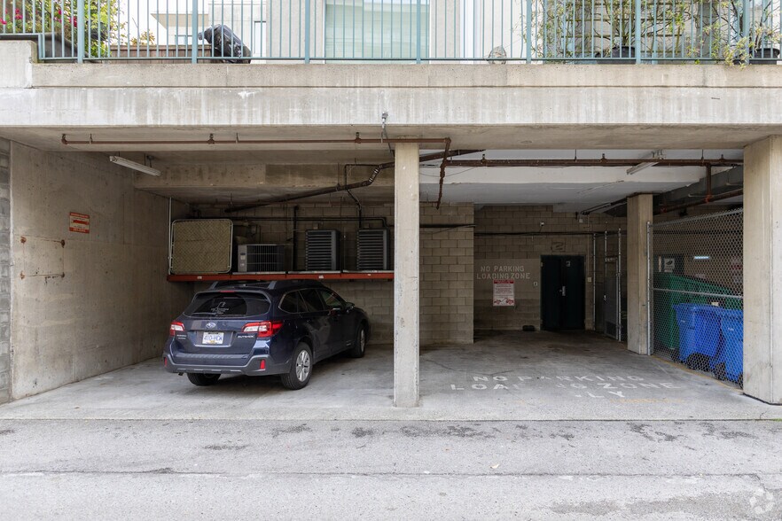 More Photos Of 1835 1st Ave W, Vancouver Apartments For Sale