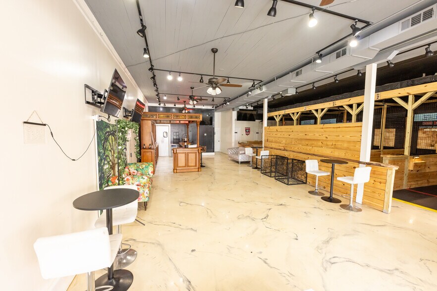 More Photos Of 106-108 N Church St, Thomaston Storefront For Sale