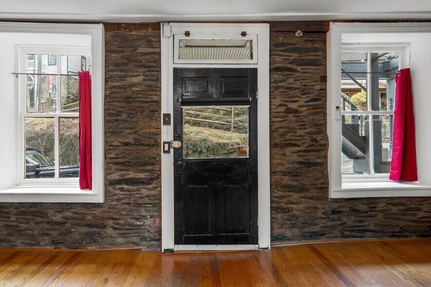 More Photos Of 170 High St / 173 Potomac St, Harpers Ferry Storefront Retail Residential For Sale