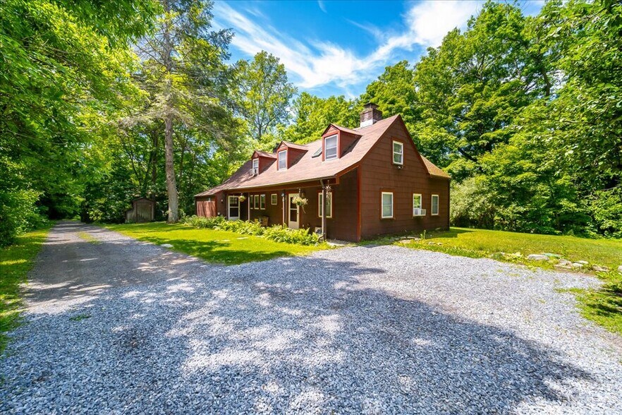More Photos Of 12 Woodlea Rd, Salt Point Multifamily For Sale