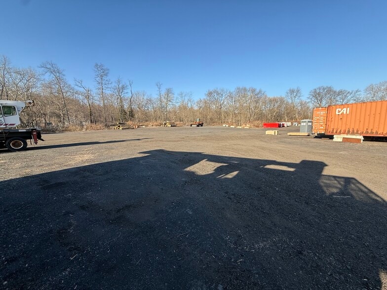More Photos Of 1861 Lower State Rd, Doylestown Warehouse For Lease