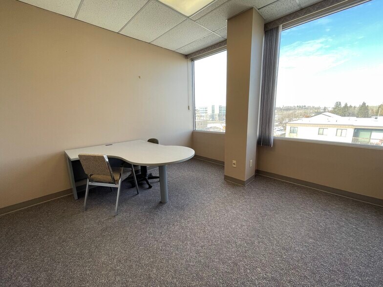 More Photos Of 4915 & 4926 54th Street, Red Deer Office For Sale