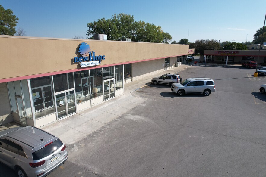 More Photos Of 1600-1628 E 7th St, Atlantic Unknown For Lease