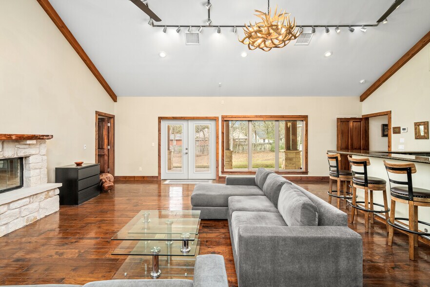 More Photos Of 145 State Loop 92, La Grange Specialty For Sale