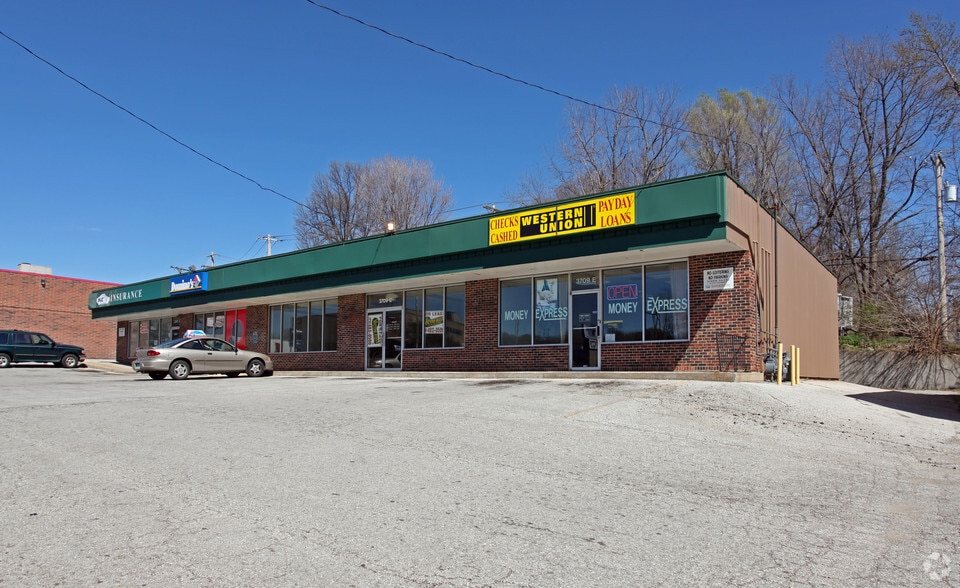 More Photos Of 3709 S Noland Rd, Independence Freestanding For Lease