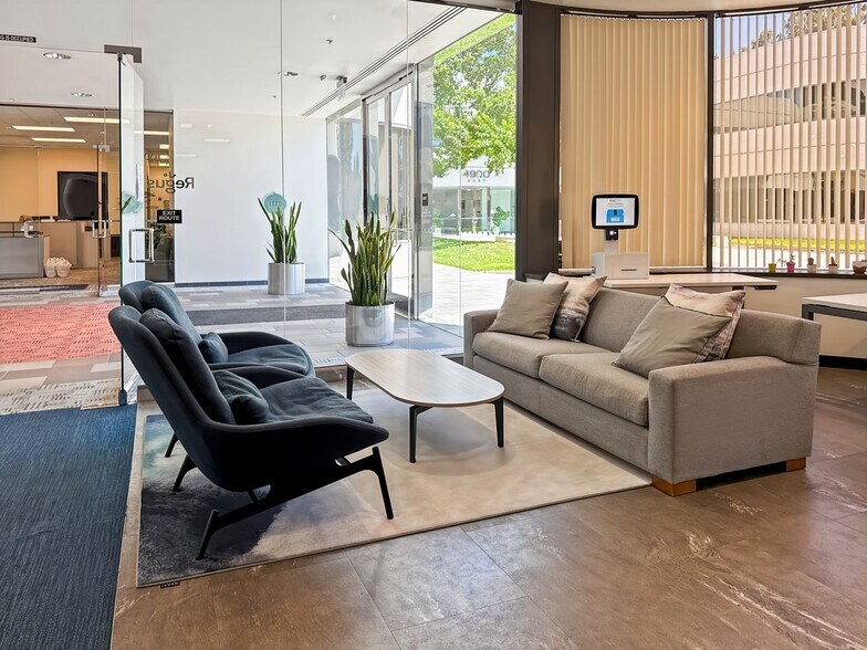 More Photos Of 4900 Hopyard Rd, Pleasanton Coworking Space