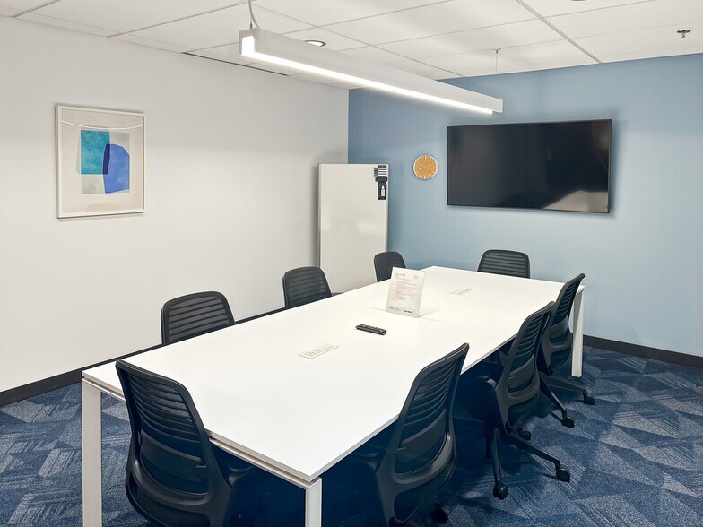 More Photos Of 4905 W Tilghman St, Allentown Coworking Space