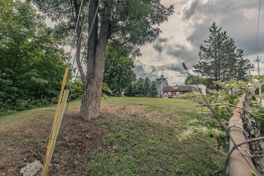 More Photos Of 1 William St, Hagaman Restaurant For Sale