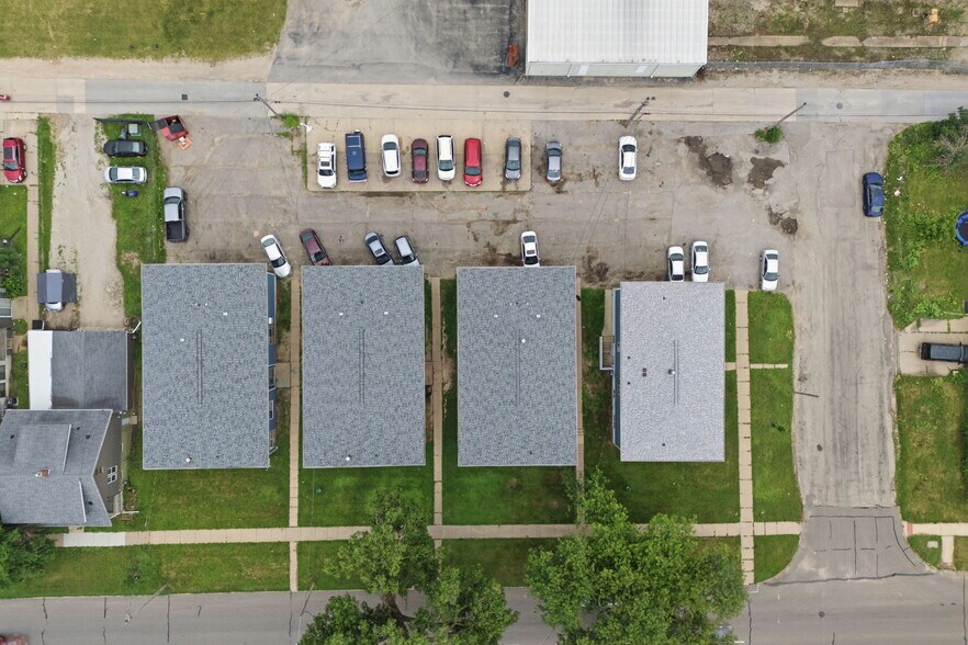More Photos Of 802-816 15th Ave SW, Cedar Rapids Apartments For Sale