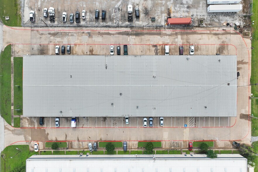 More Photos Of 1110 W Harris Rd, Arlington Warehouse For Lease