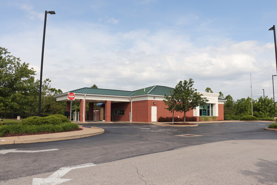 Primary Photo Of 1400 Mexico Loop Rd E, O'Fallon Bank For Lease