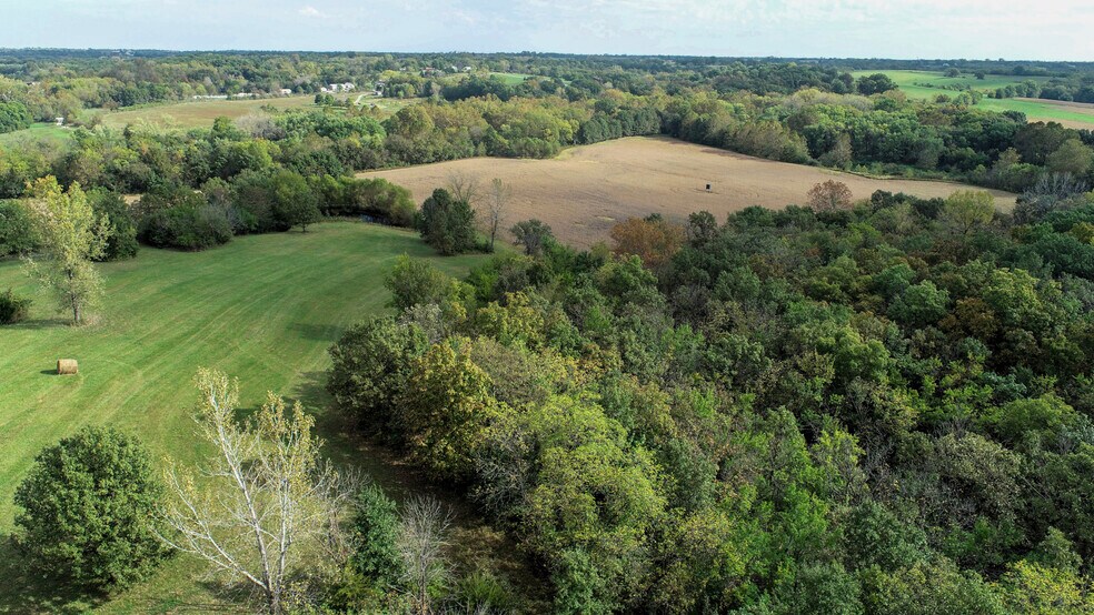 More Photos Of 22413 Highway C, Lawson Specialty For Sale