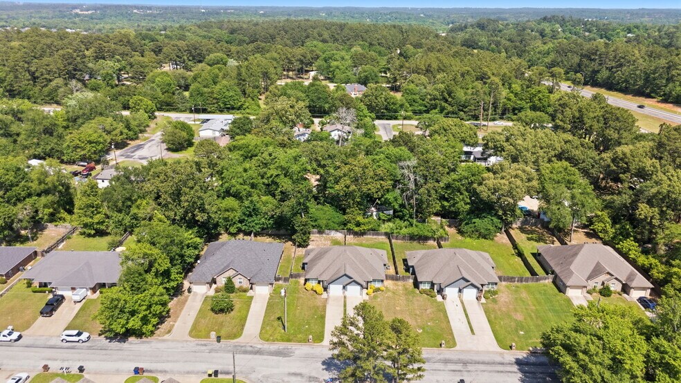 More Photos Of 16087 Echo Glen Dr, Tyler Apartments For Sale