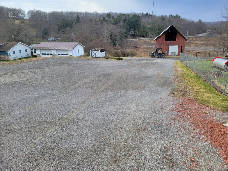 More Photos Of 50 Nicklow Rd, Bruceton Mills Daycare Center For Sale