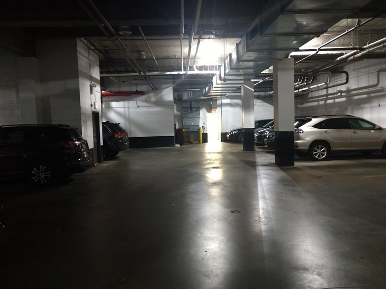 More Photos Of 346 Coney Island Ave, Brooklyn Parking Garage For Sale