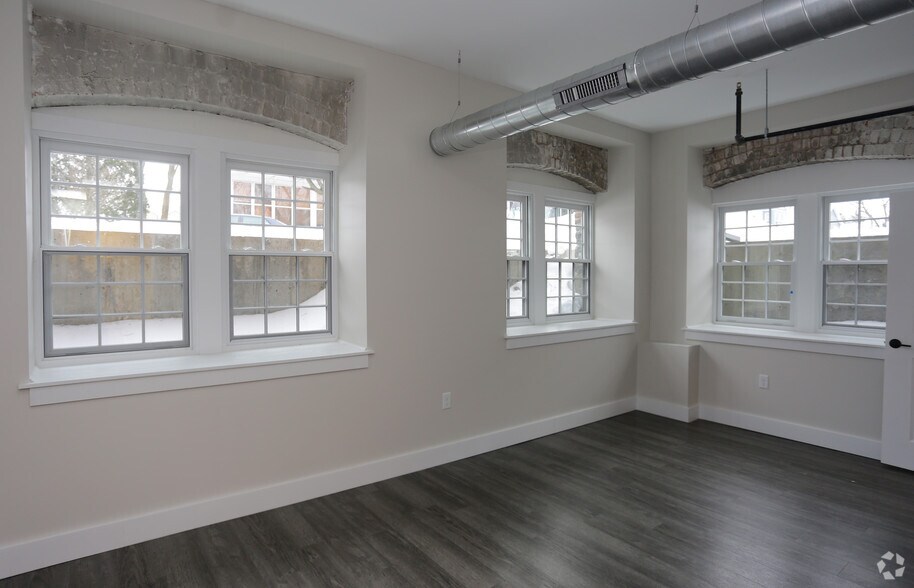 More Photos Of 24 Amity St, Cohoes Apartments For Sale