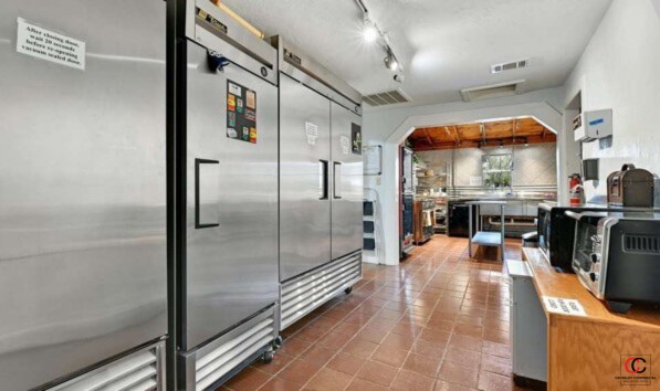 More Photos Of 2901 County Road 175, Leander Office For Sale