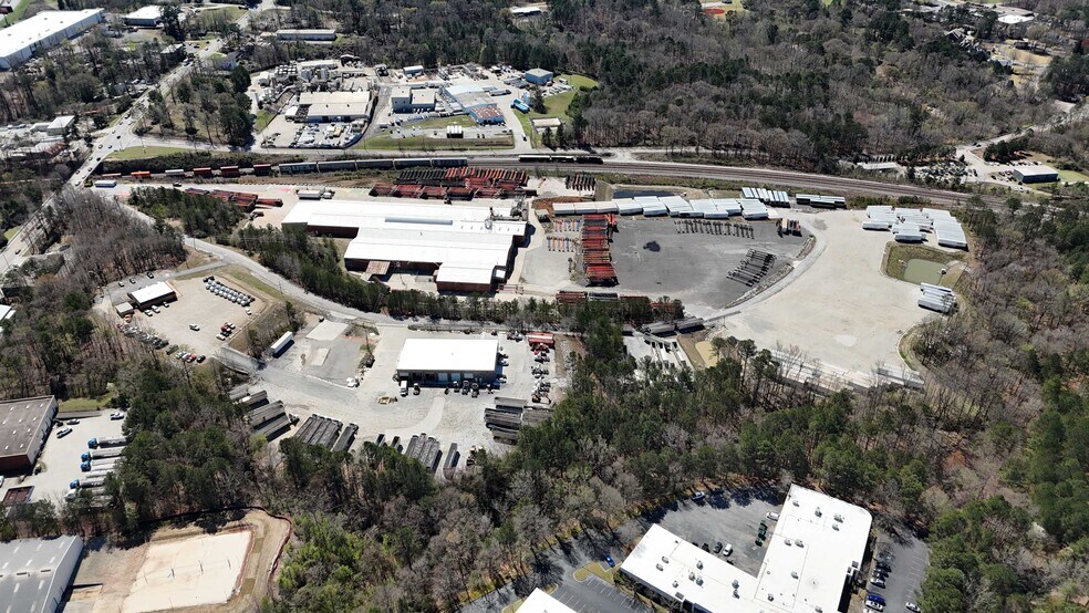 More Photos Of 5452 Oakdale Rd SE, Smyrna Manufacturing For Lease