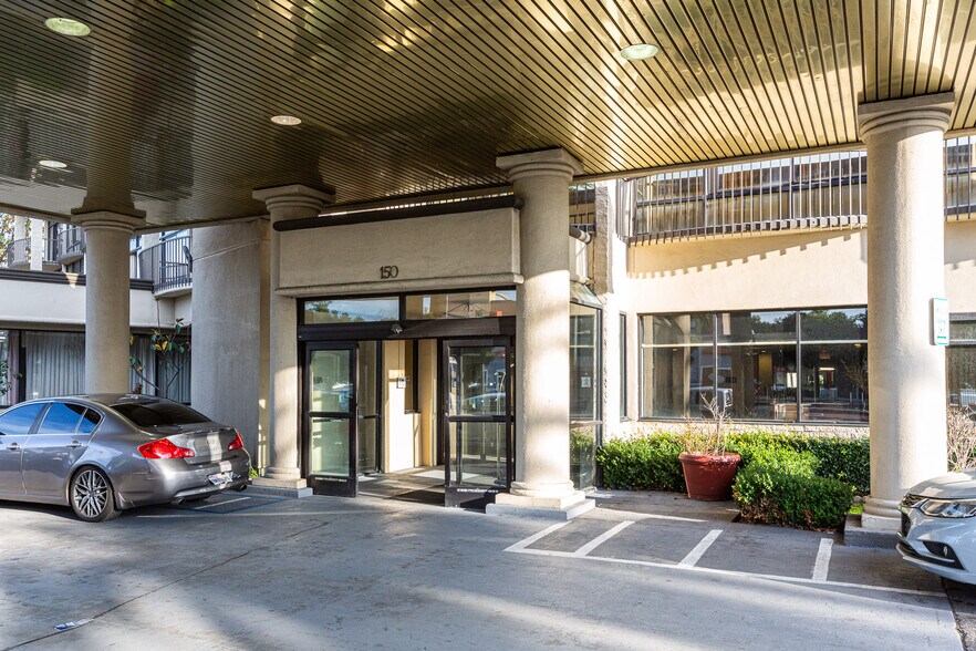 More Photos Of 150 Hegenberger Rd, Oakland Hotel For Sale