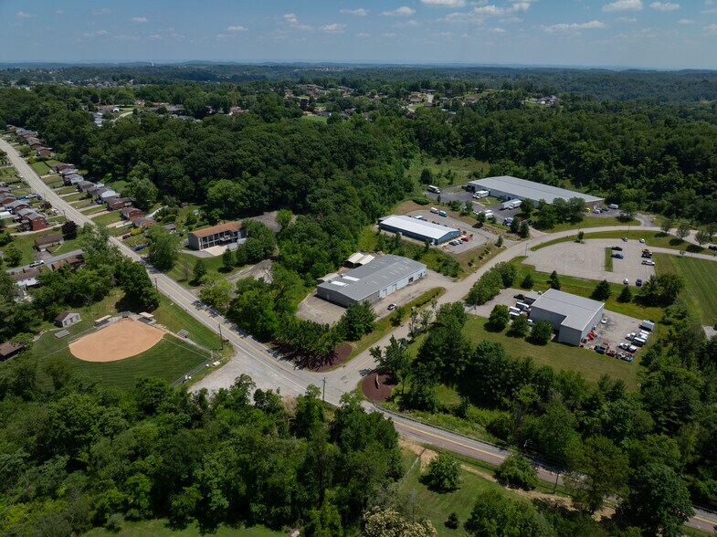 More Photos Of 11075 Parker Dr, Irwin Warehouse For Sale