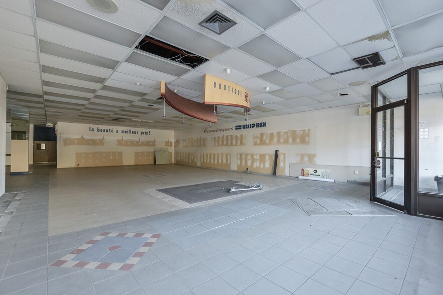 More Photos Of 6490-6498 Rue Beaubien E, Montréal Storefront Retail Office For Lease