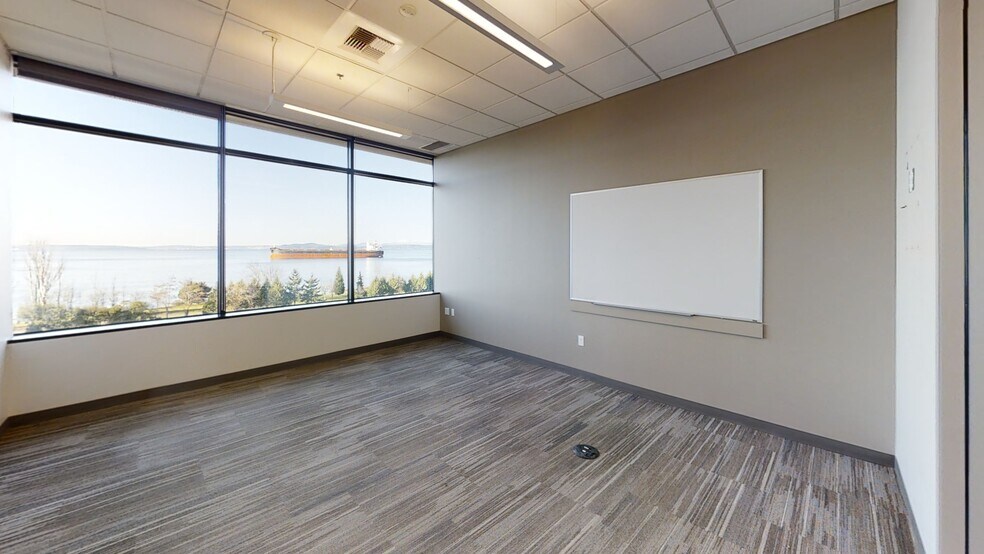 More Photos Of 351 Elliott Ave W, Seattle Unknown For Lease