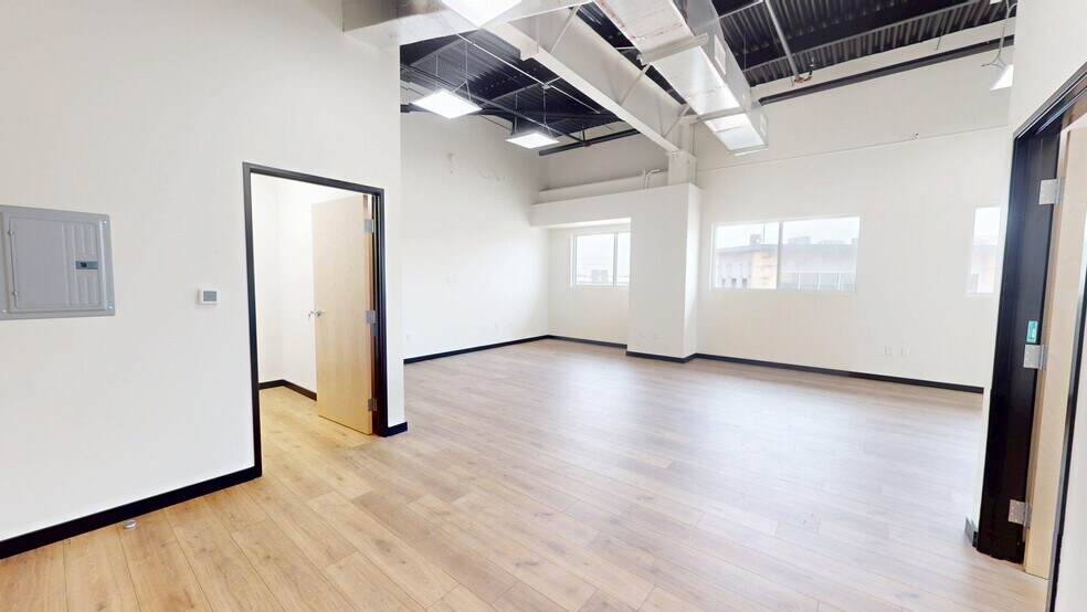 More Photos Of 9025 W State Highway 29, Liberty Hill Office For Sale