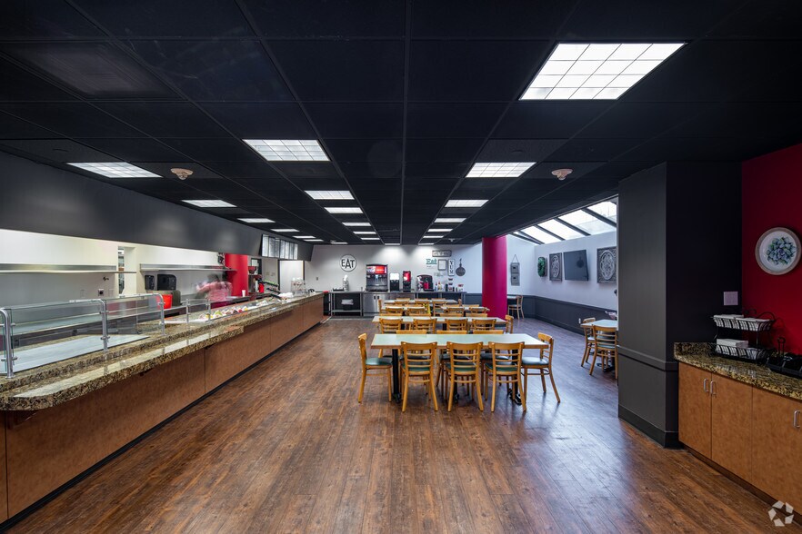 More Photos Of 3636 N Central Ave, Phoenix Office For Lease