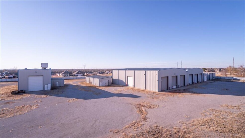 More Photos Of 6116 NW 178th St, Edmond Manufacturing For Lease