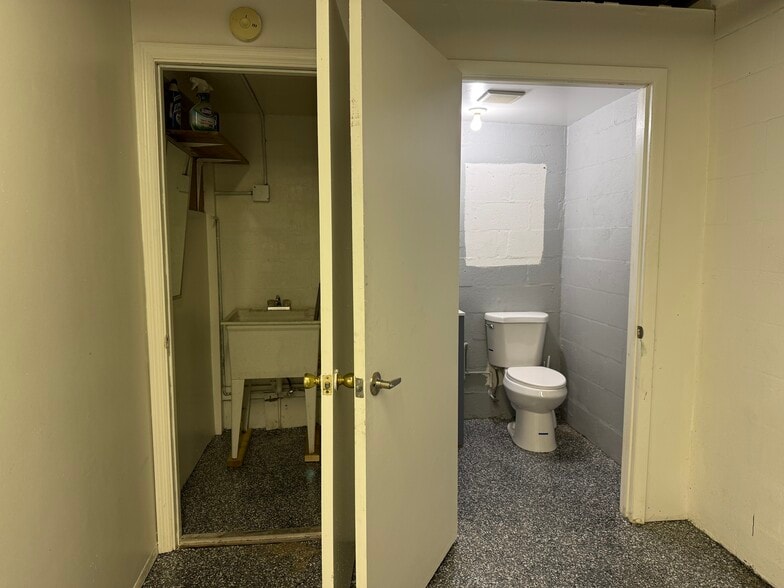 More Photos Of 1769-1791 Blount Rd, Pompano Beach Warehouse For Lease