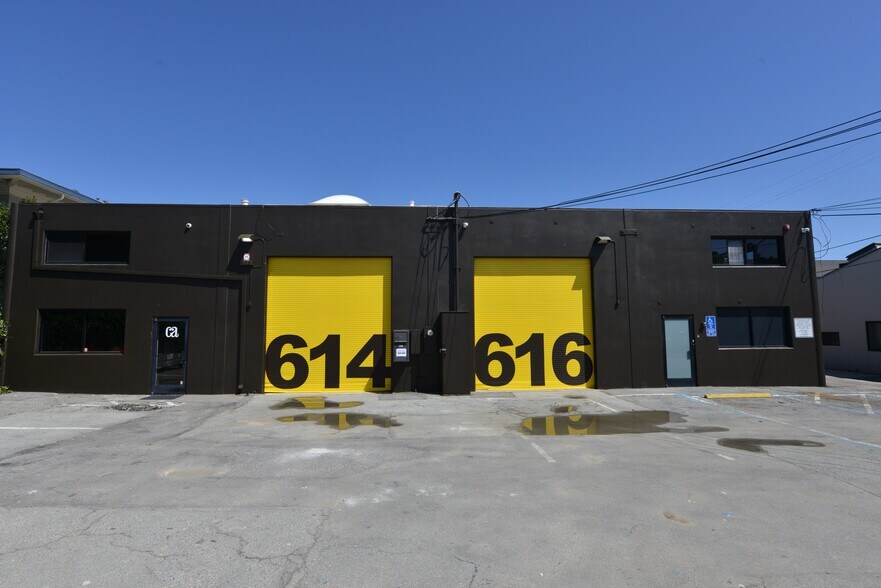 Primary Photo Of 614-616 Mountain View Ave, Belmont Warehouse For Lease