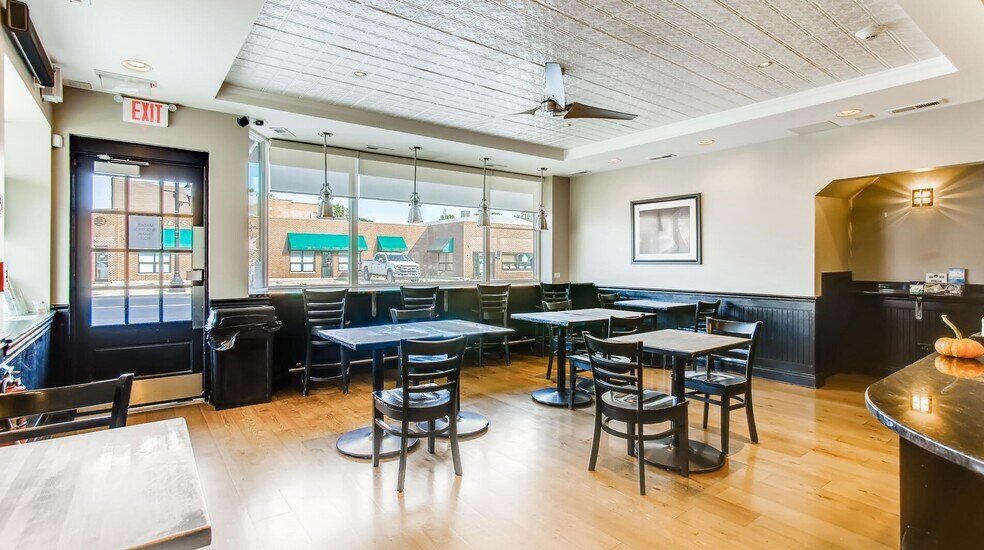 More Photos Of 2 S Main St, Elburn Storefront Retail Residential For Sale