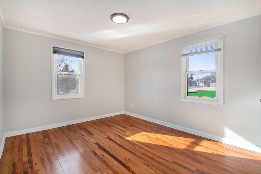 More Photos Of 5519 Northwest Radial Hwy, Omaha Medical For Sale