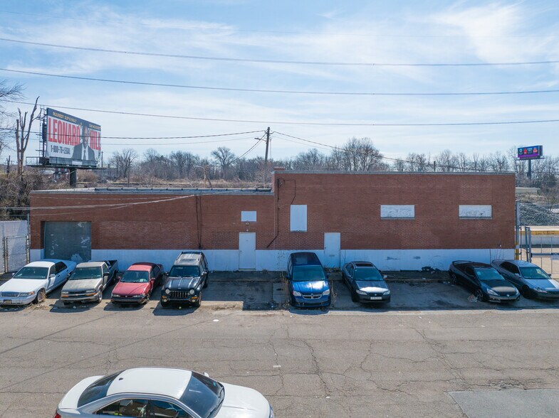 More Photos Of 111 E 13th St, Chester Land For Lease