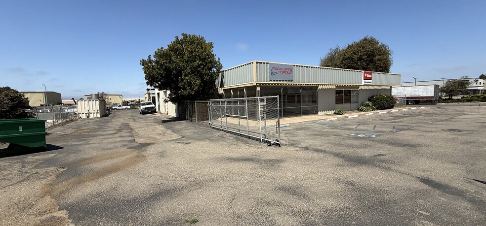 More Photos Of 1205 S Blosser Rd, Santa Maria Warehouse For Sale
