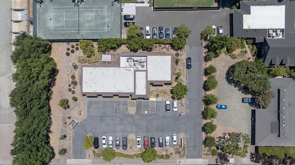 More Photos Of 1101 Vintage Ave, Saint Helena Office For Sale